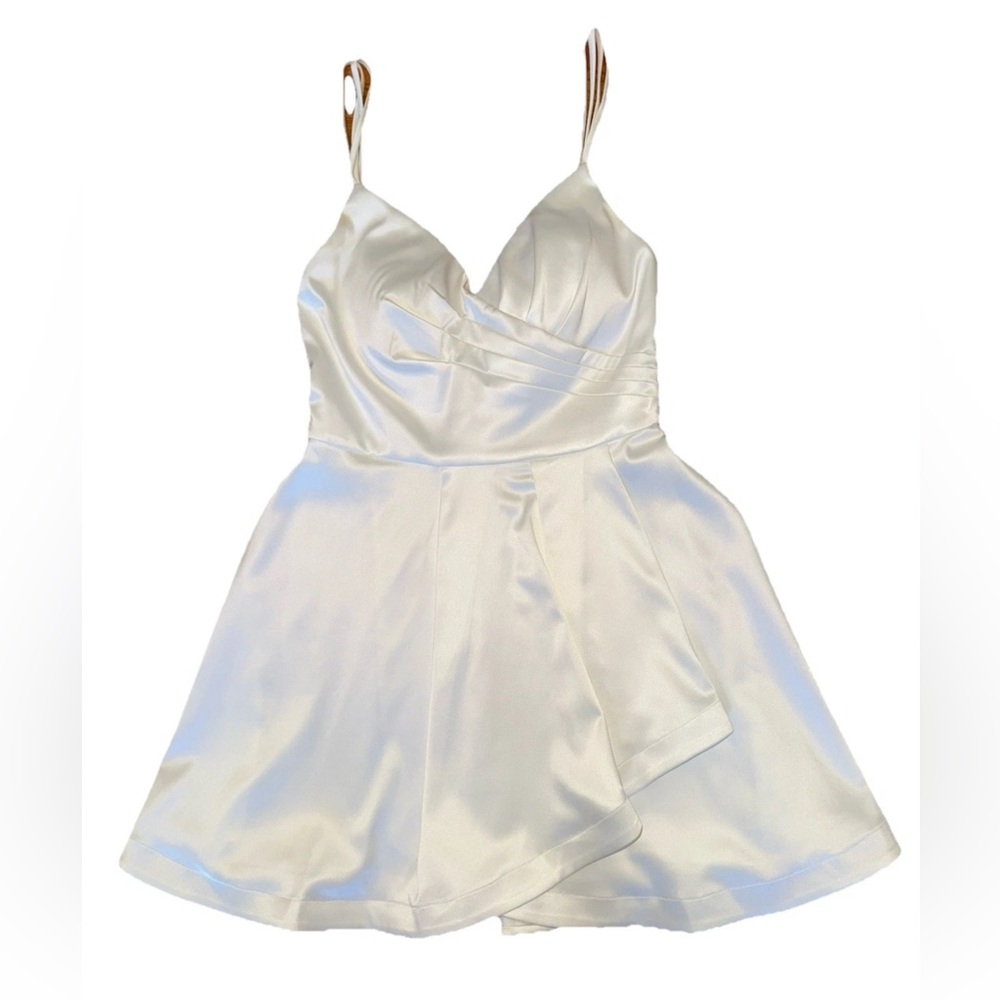 Elegant Women sz S White Mini White Dress Babydoll Fit & Flare Sleeveless Layer